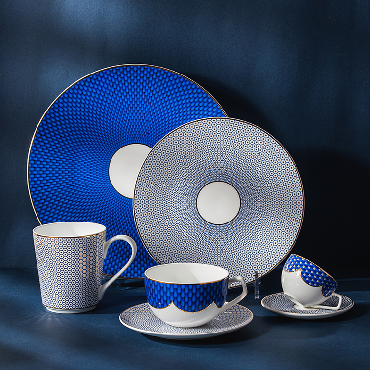 Custom logo porcelain restaurants dinnerware sets 1