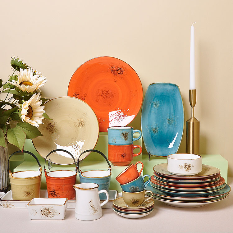 Different colors porcelain dinnerware sets (2)