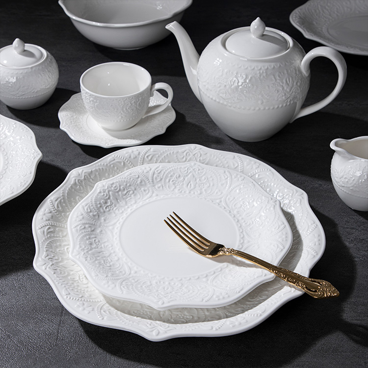 Different shapes high temperature porcelain plates