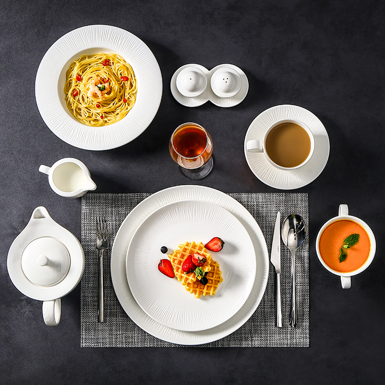 White porcelain dinner sets with texture