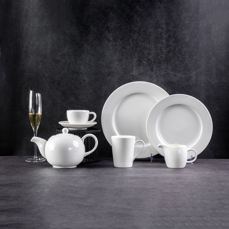 White porcelain dinnerware sets