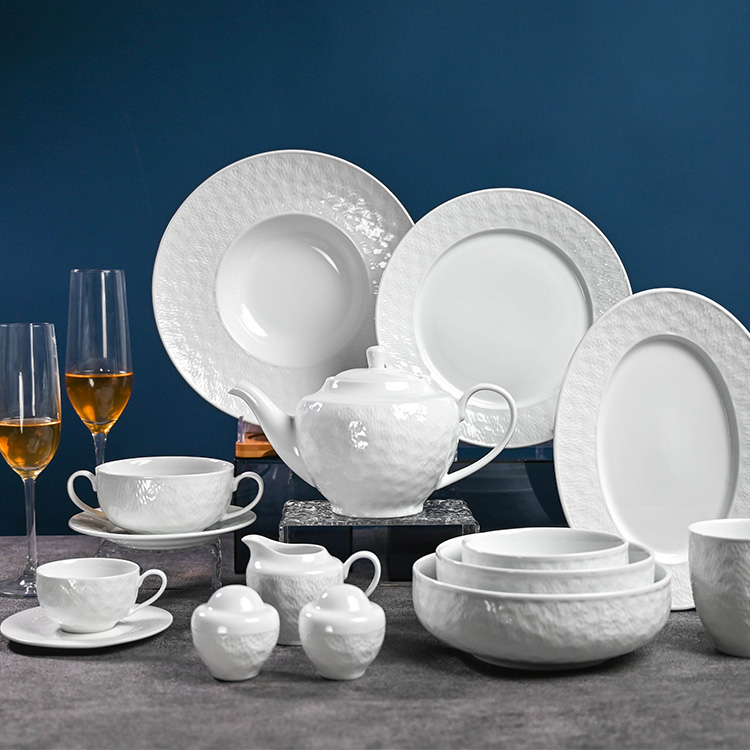 white ceramic restaurant plates set