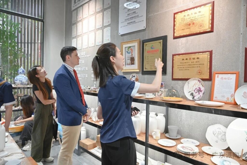 Uruguayan Consul General in Guangzhou Visits PITO Experience Center (7)