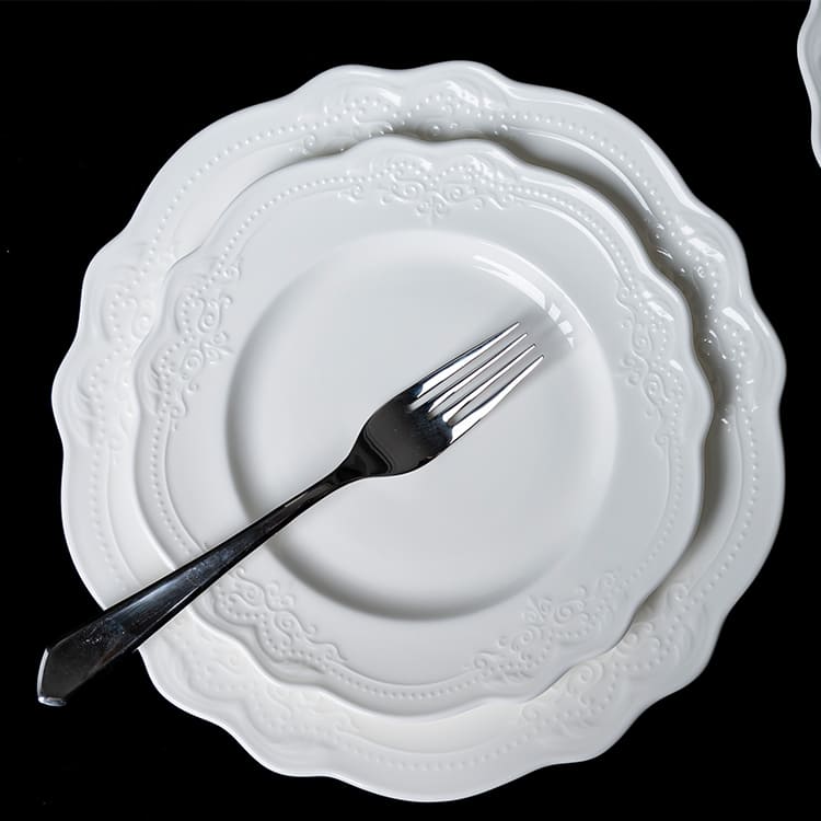 Conjunto de utensílios de porcelana branca de banquete (2)