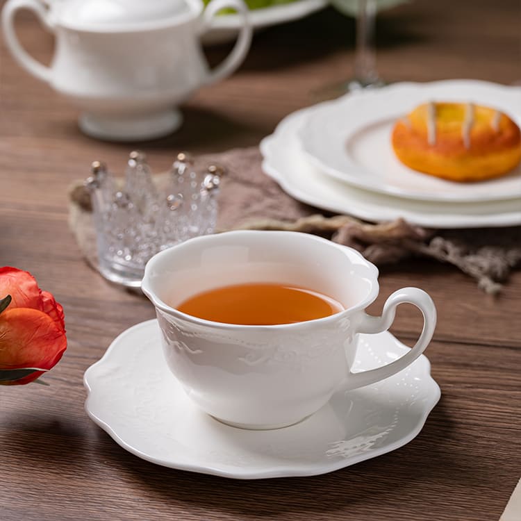 White Cup and Saucer Set Fine Porcelain (4)