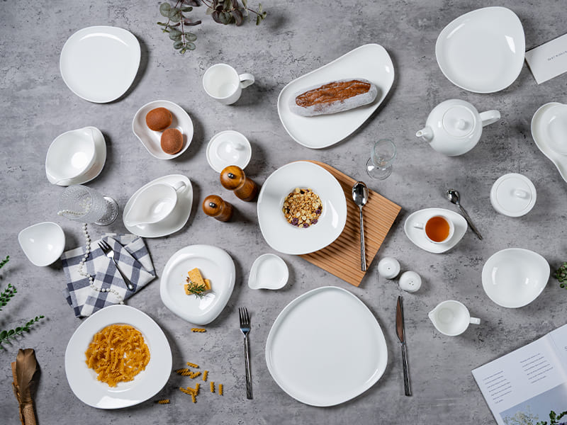 PITO fine porcelain dinnerware (3)