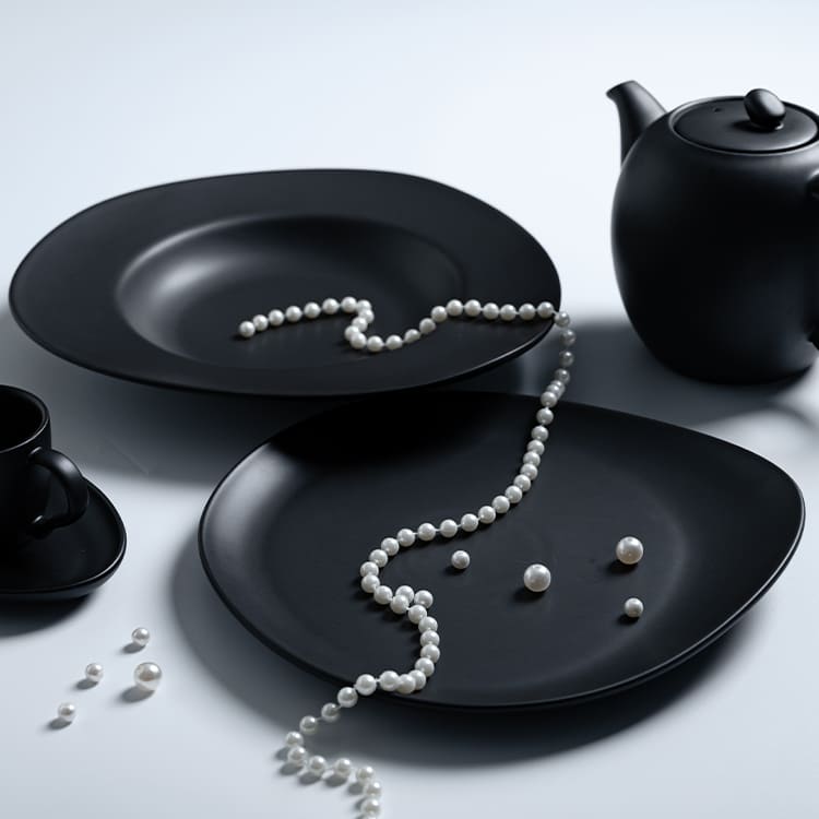 Azure collection dinner plate black (2)