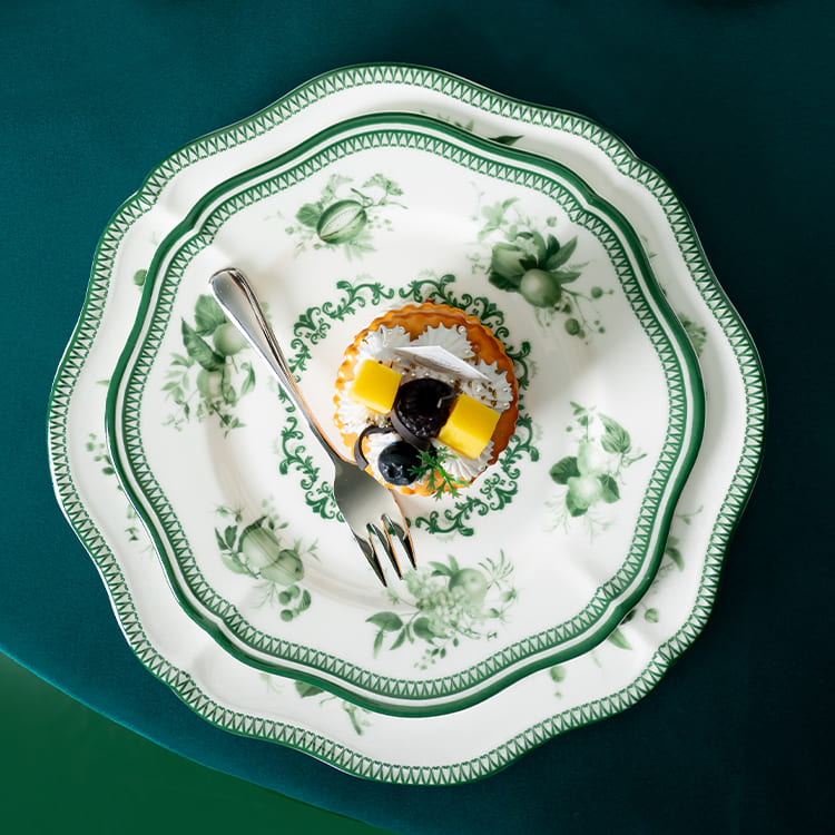 Elegance Beauty(Green) fine porcelain plates (3)