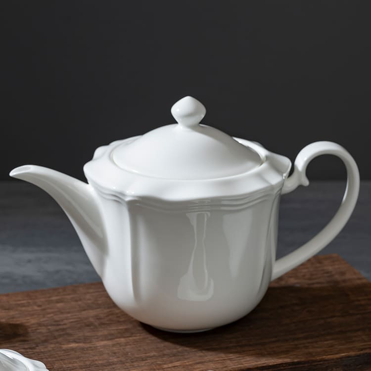Elegance collection teapot