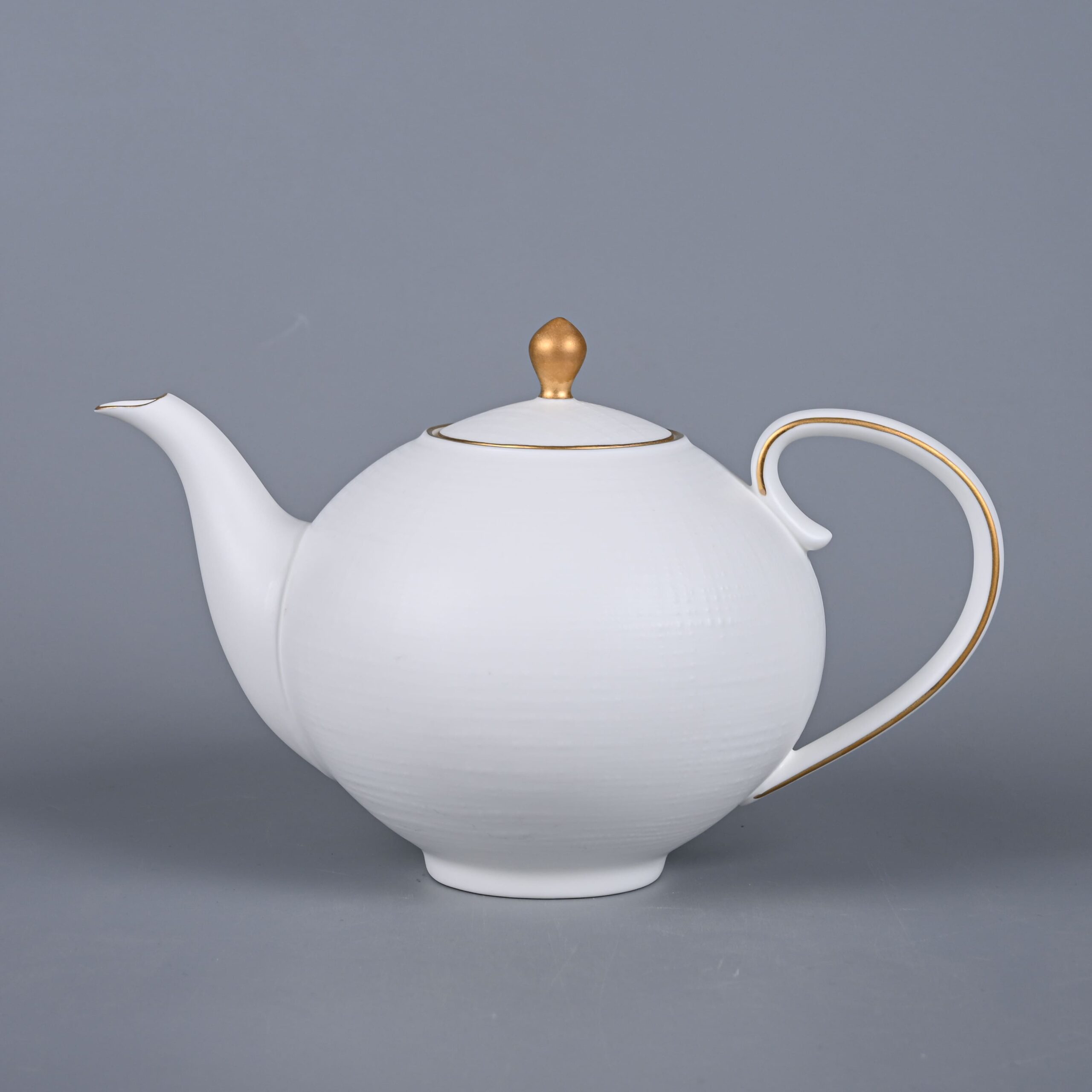 Modern White Teapot with Gold Rim (1)