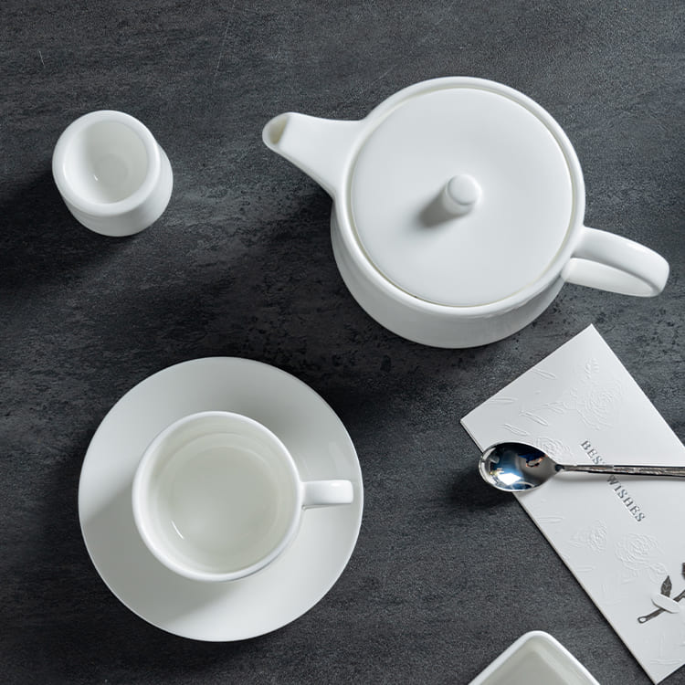 Pantheon-Tee & Kaffeetassen-Set aus feinem Porzellan (4)