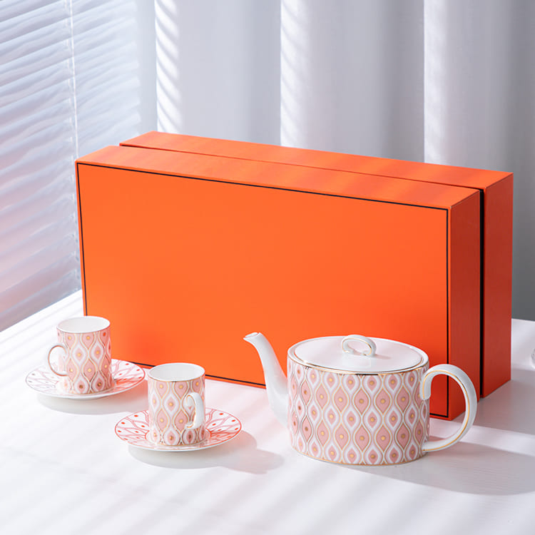 Pfauenrosa Espressotasse und Untertasse im Set 2 (1)