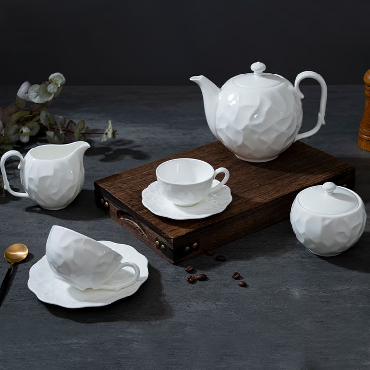 Vientiane Teapot Bone China (1)