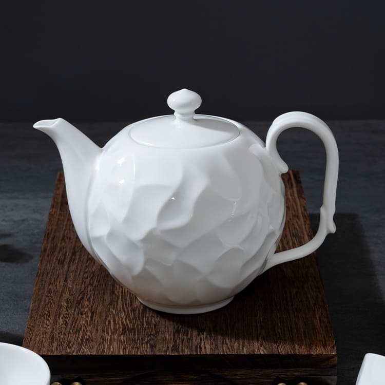 Vientiane Teapot Bone China (2)