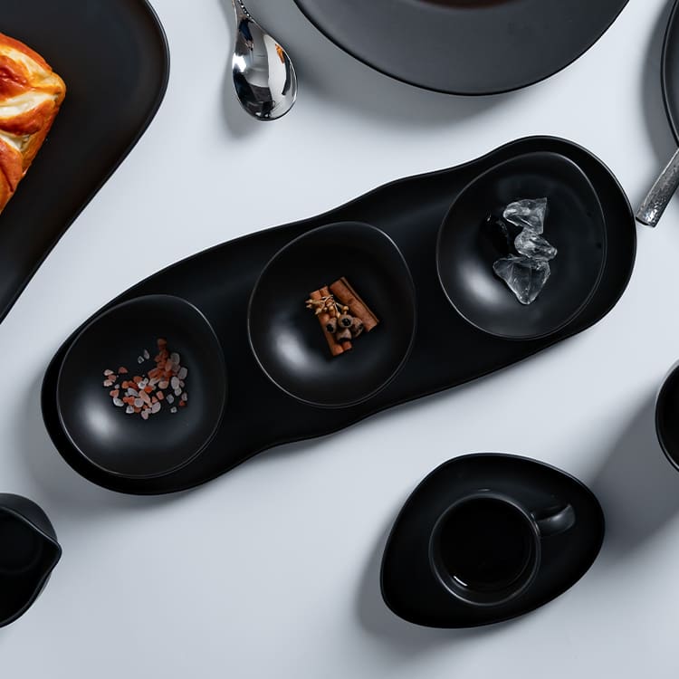 azure Collection black sauce dish (2)