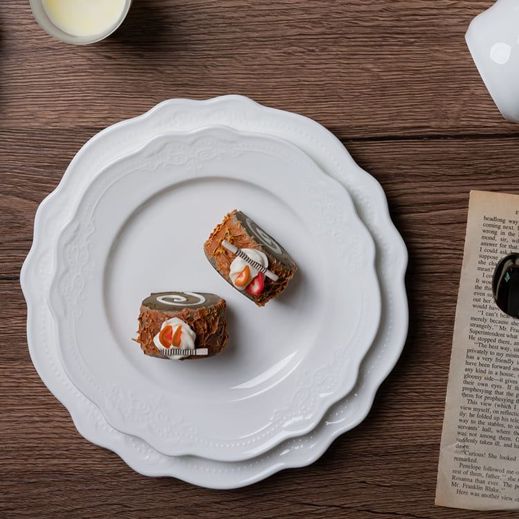 elsa fine porcelain plates (1)
