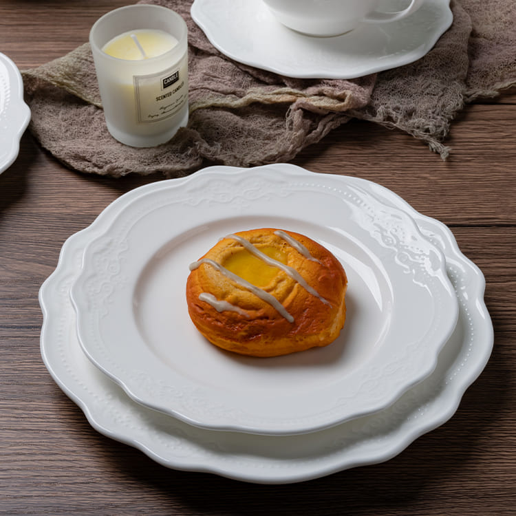 elsa fine porcelain plates (5)