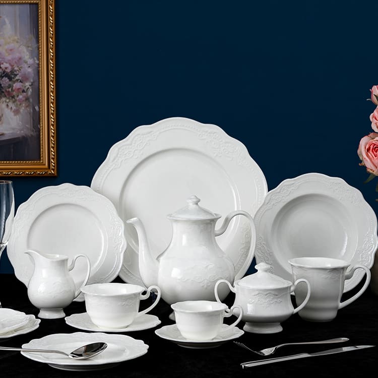 elsa fine porcelain teapot (2)