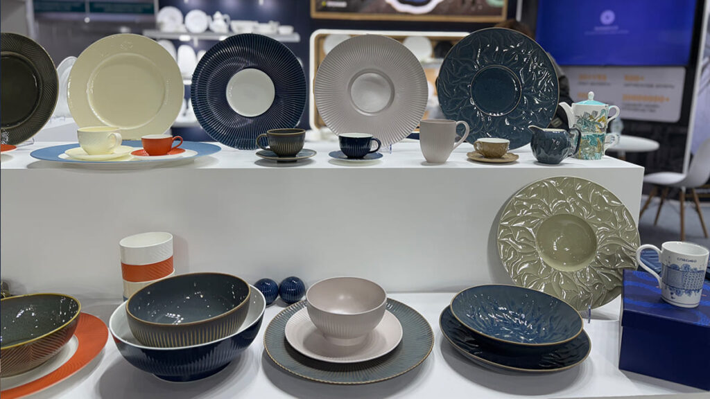 PITO Bone China Shines at Canton Fair and PIR EXPO (7)