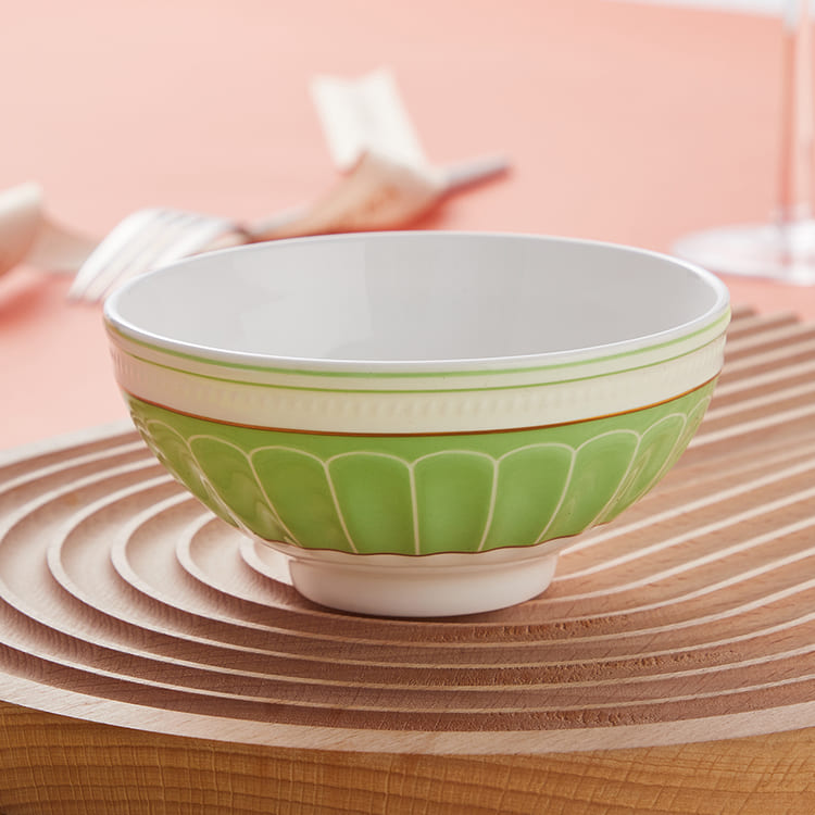 Roman Small Serving Bowls with Green Motifs (2)