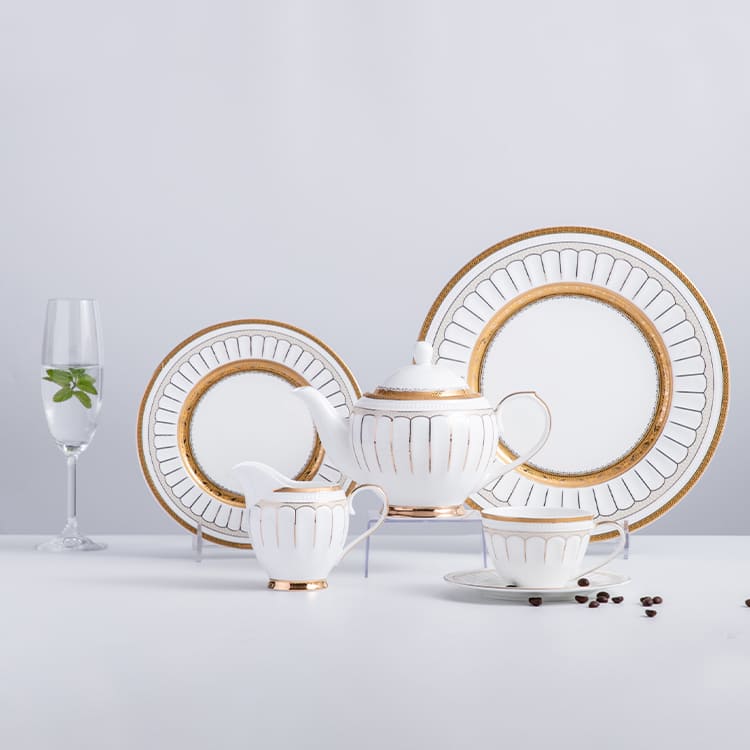 Roman White and Gold Dinner Set (1)