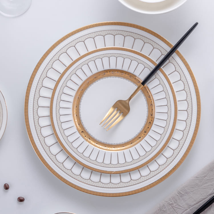 Vajilla Romana Blanca y Dorada (4)