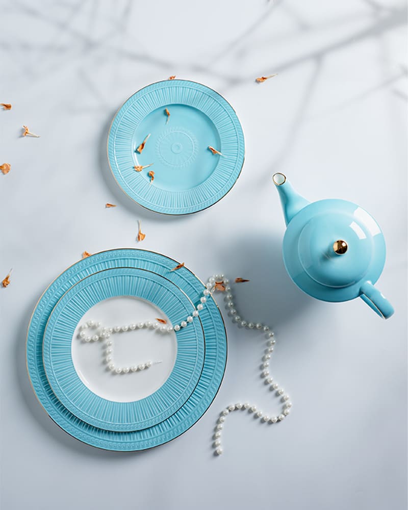 Modernes Geschirr aus der Babylon Hotel Collection (3)