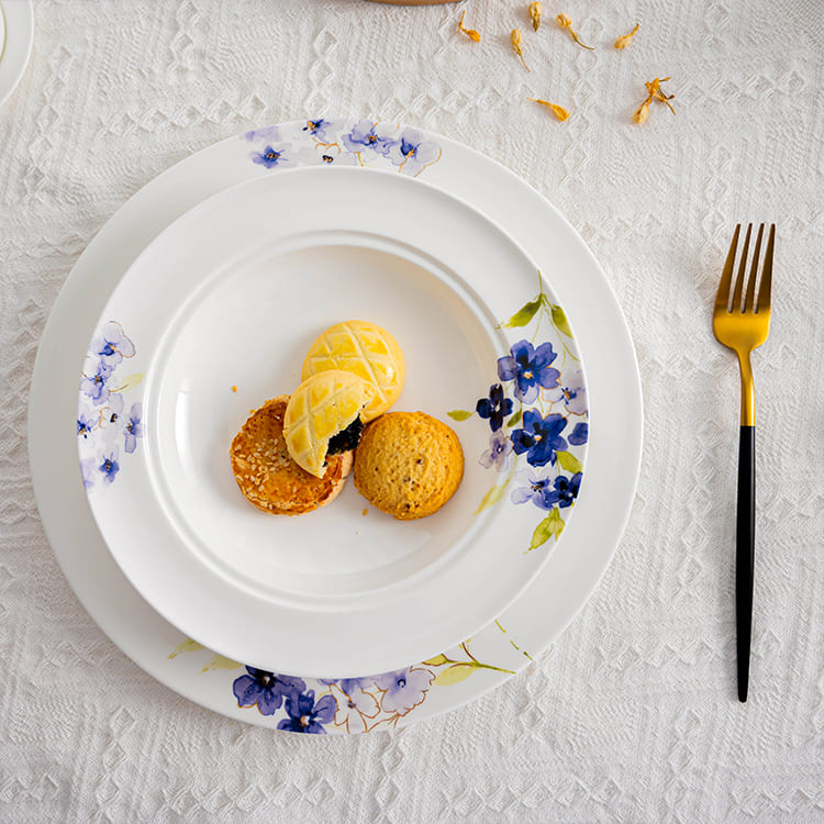 White Plate with Blue Flowers Bone China Dinnerware (1)