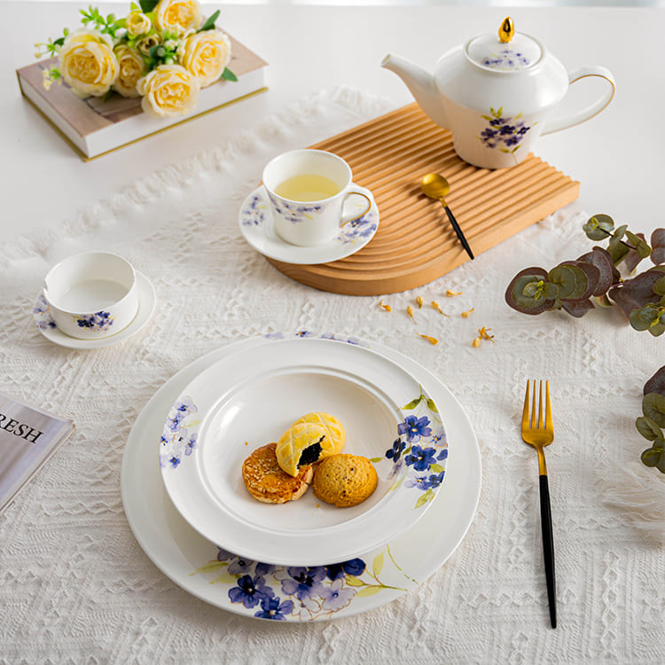 White Plate with Blue Flowers Bone China Dinnerware (2)