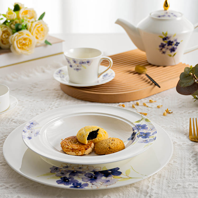 White Plate with Blue Flowers Bone China Dinnerware (3)