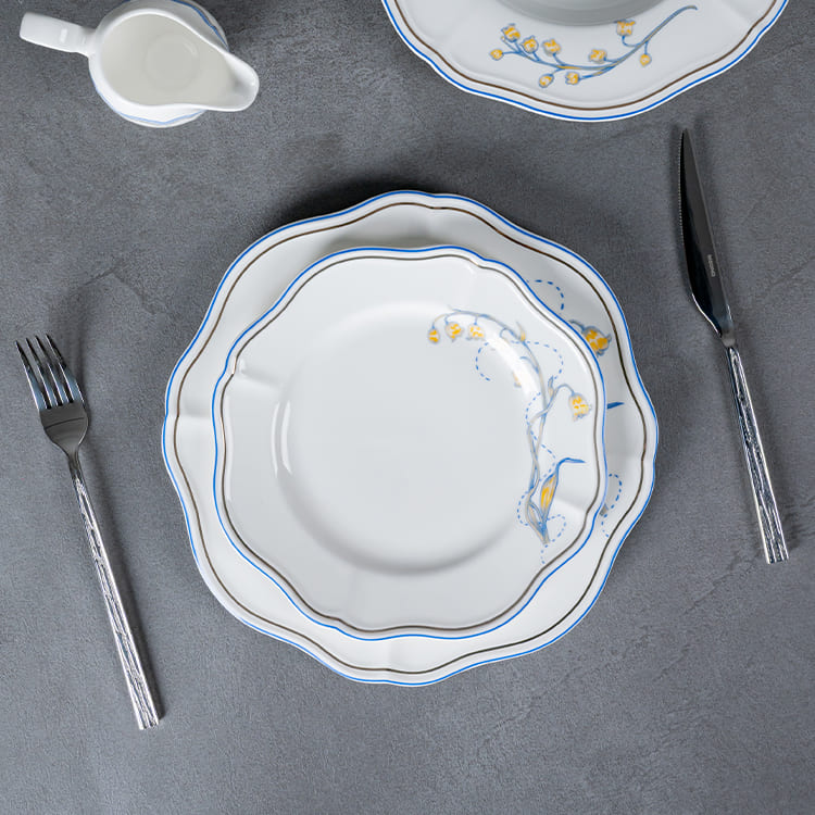 Fine Porcelain Flower Dinner Plates (3)