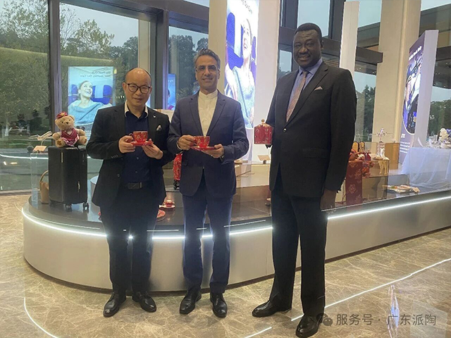 PITO Showcases Intangible Ceramic Art at International Diplomatic Event in Guangzhou (9)