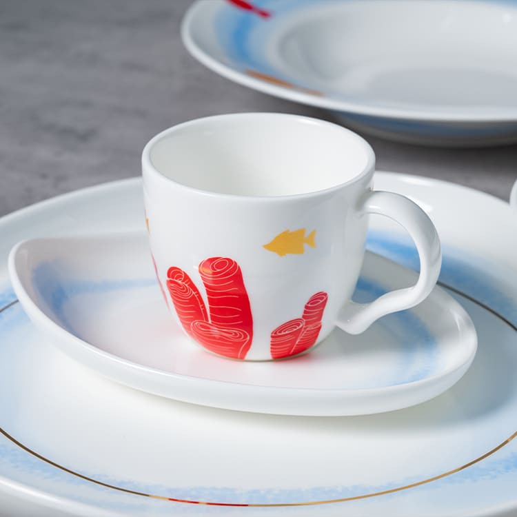 Conjunto exclusivo de xícara de café expresso com pires (2)