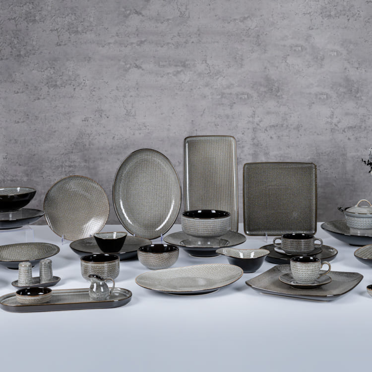 Dark Grey Porcelain Dinnerware (1)