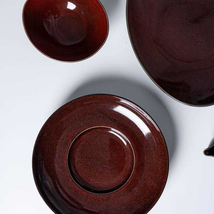 Crimson Red Porcelain Round Plate (2)