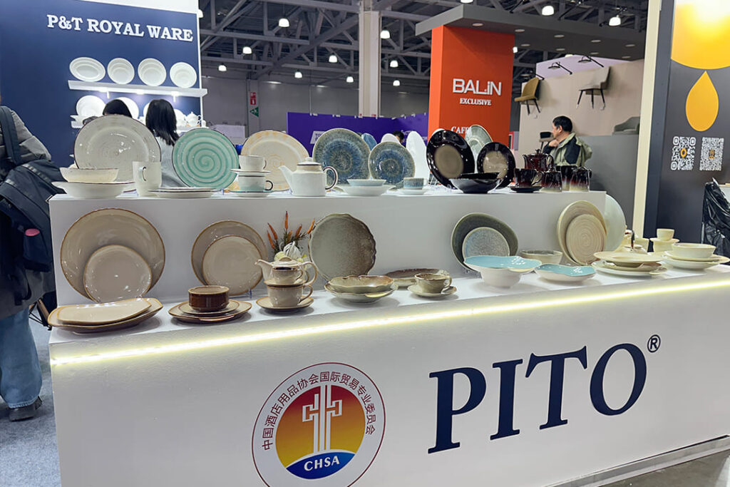 PITO Hosts Overseas Chinese Reception in Guangzhou to Promote Global Cultural Exchange Through Porcelain (7)