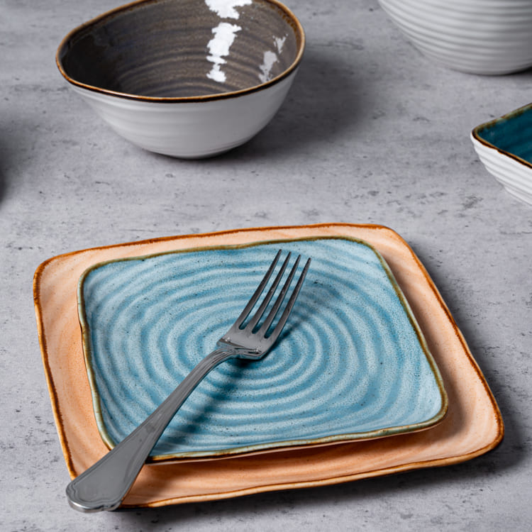 Spiral Textured Porcelain Dinnerware (1)