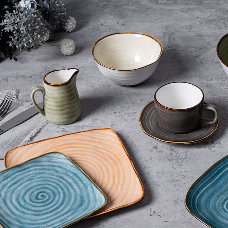 Spiral Textured Porcelain Dinnerware (3)