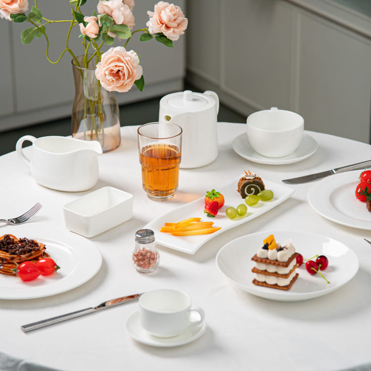 White Porcelain Dinnerware Set (3)