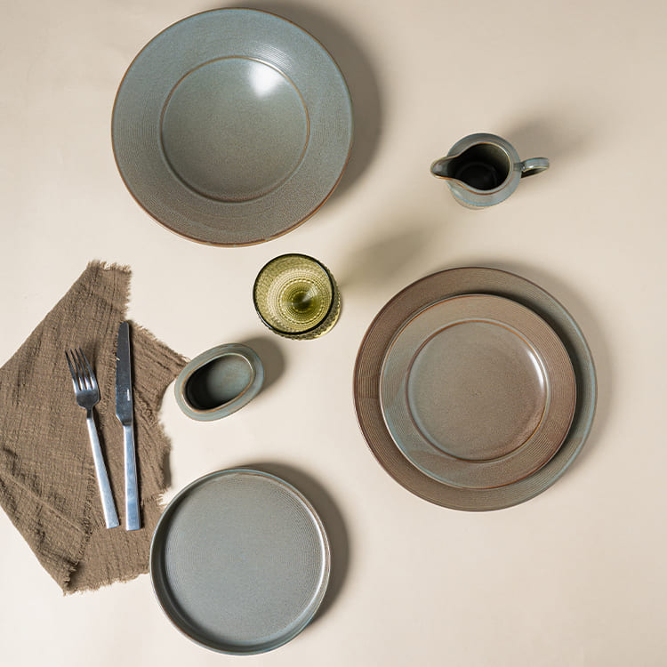 Gray Sand Porcelain Coupe Dinner Plates (2)