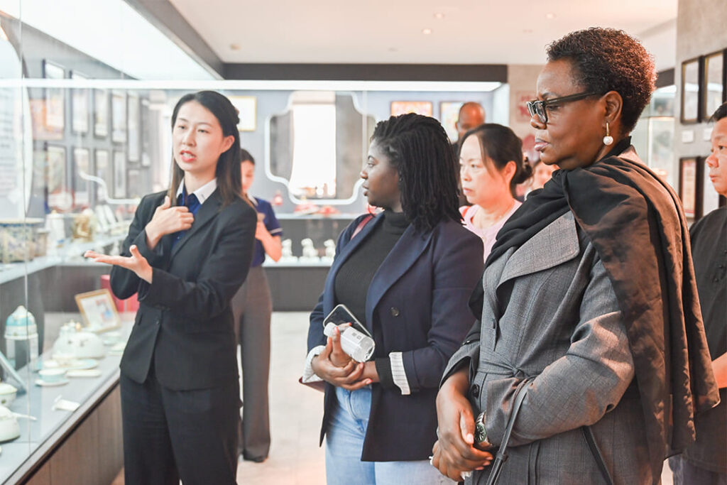 PITO Welcomes Delegation from the Mozambique Presidential Office to the Greater Bay Area Headquarters (6)