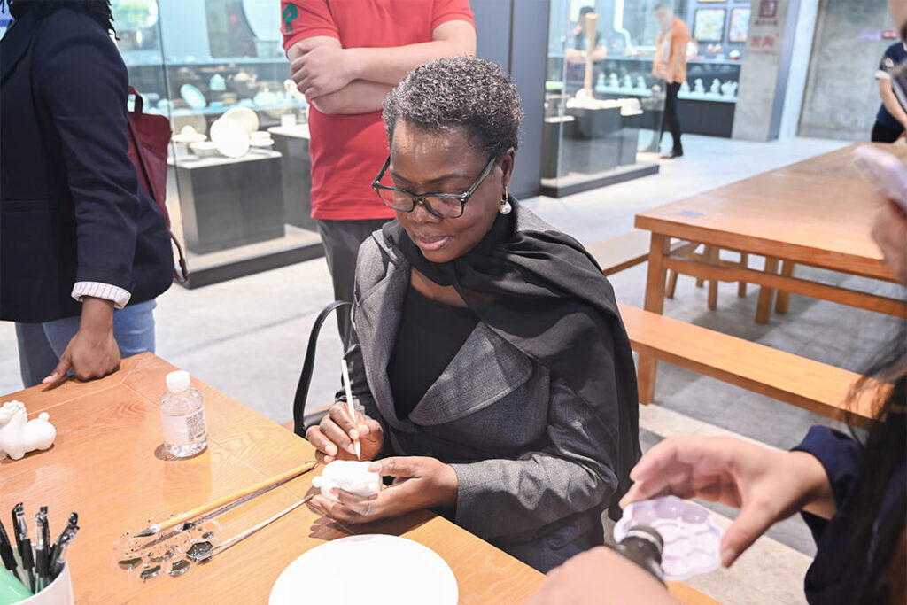 PITO Welcomes Delegation from the Mozambique Presidential Office to the Greater Bay Area Headquarters (7)