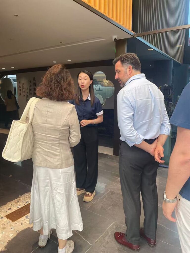 PITO Welcomes Vice Mayor of Elche Spain Advancing China–Spain Cultural and Trade Exchange Through Porcelain (3)