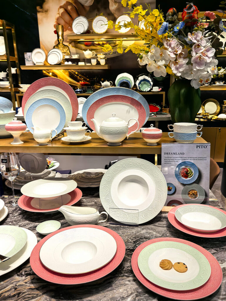 PITO at Canton Fair 2026 Elevating Global Dining with Premium Porcelain & Custom Tableware Solutions (5)