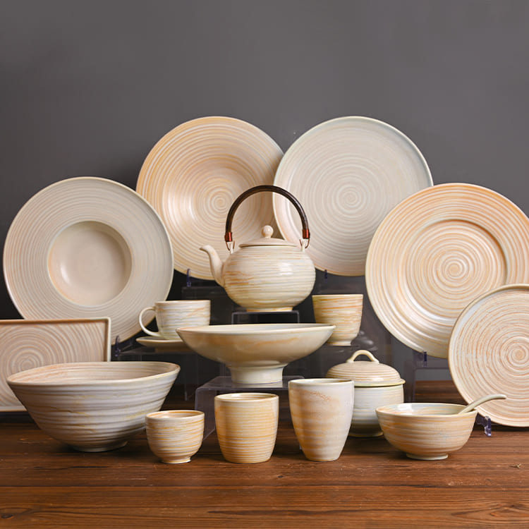 Spiral Porcelain Round Dinner Plate (4)