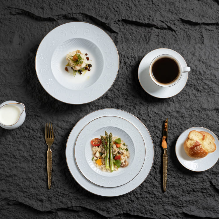 White Bone China Dinner Plates with Gold Rim (2)