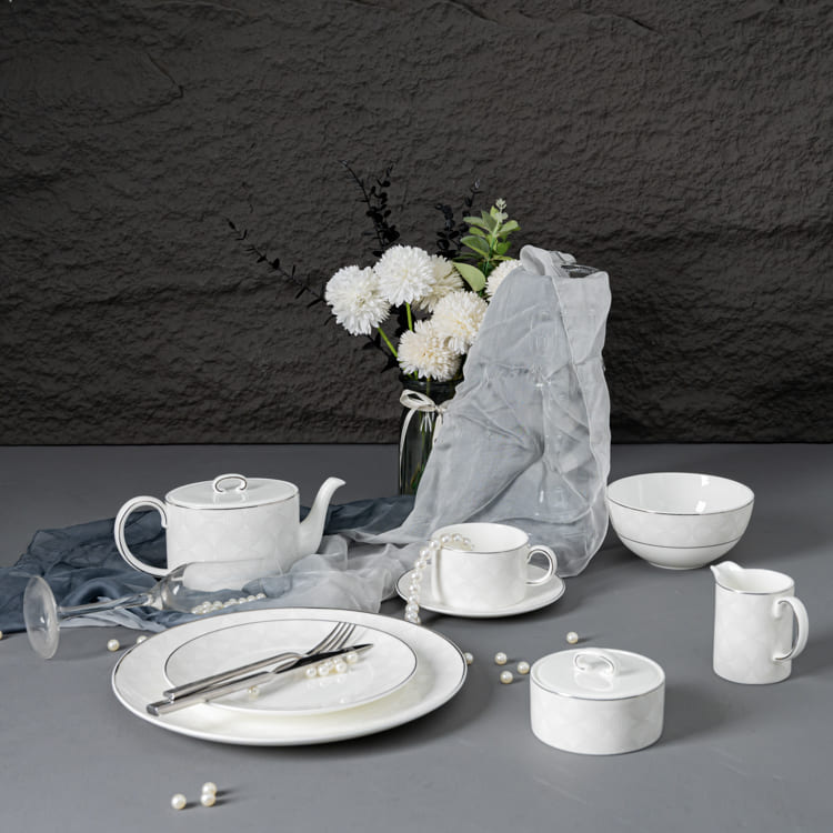 Velum Bone China Dinnerware Set (1)