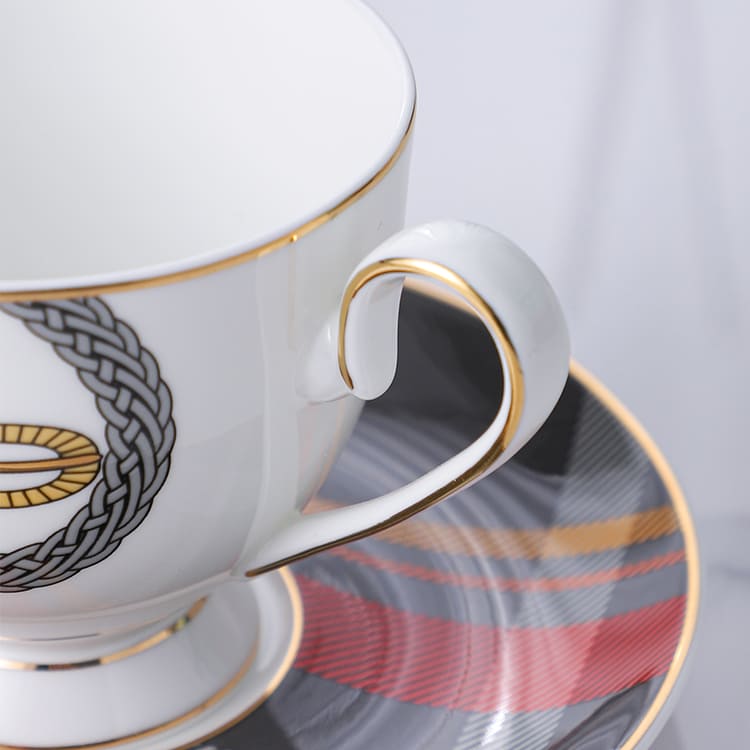 Attitude Premium Bone China Tea Pot Set (7)