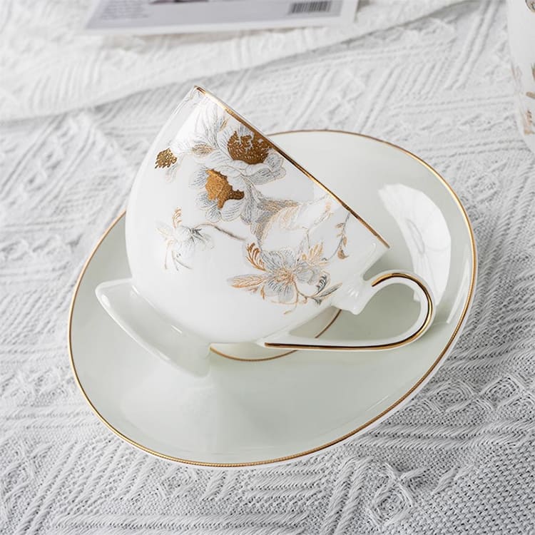 Splendid Flourishing Bone China Tea Set (3)