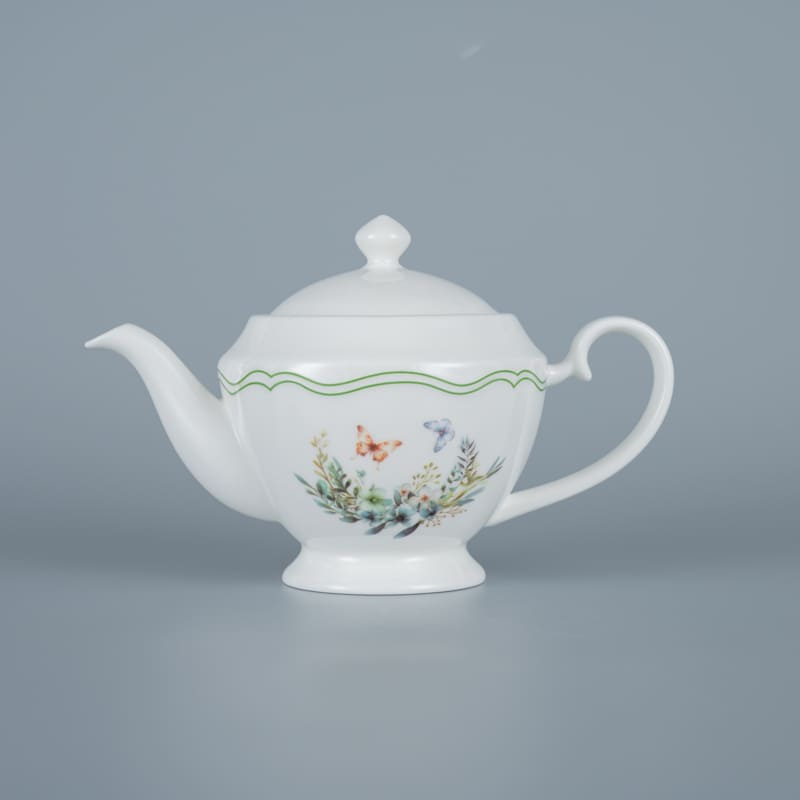 Butterfly Garden 600ml Tea Pot (1)
